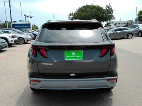 Used 2026 Hyundai Tucson SEL FWD image 7