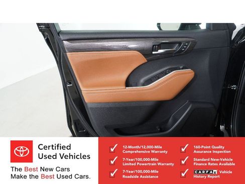 Certified 2024 Toyota Highlander Platinum AWD/4WD image 14