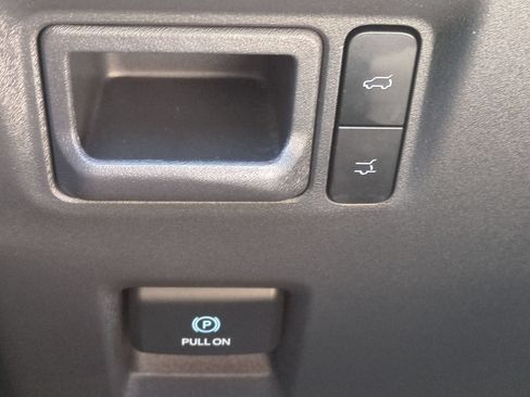 Certified 2025 Ford Expedition Active RWD image 15