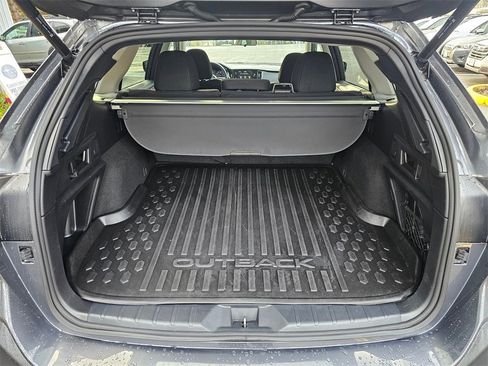 Used 2023 Subaru Outback Premium image 14