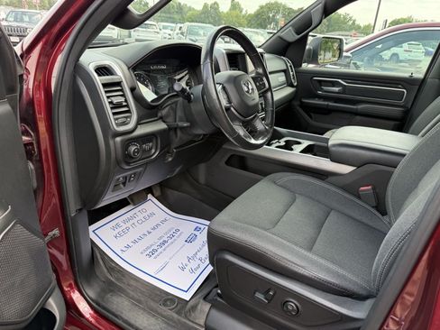 Used 2019 RAM 1500 Big Horn AWD/4WD image 11