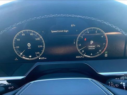 Certified 2025 INFINITI QX80 Sensory image 20