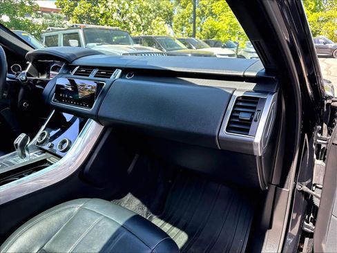 Used 2020 Land Rover Range Rover Sport SE AWD/4WD image 19