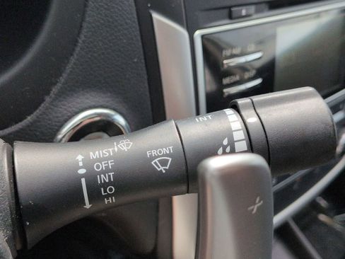 Used 2016 Nissan Altima 2.5 SR w/ Interior Lighting Package FWD image 21