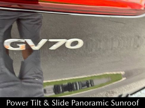 Used 2024 Genesis GV70 2.5T w/ Select Package image 13