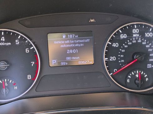 Used 2023 Kia Seltos S image 17