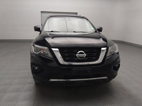 Used 2019 Nissan Pathfinder Platinum image 14