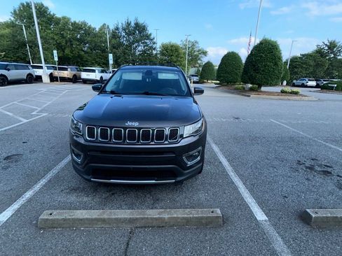 Used 2018 Jeep Compass Limited w/ Navigation Group AWD/4WD image 7