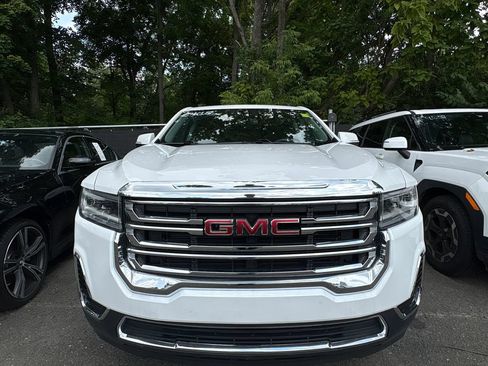 Used 2023 GMC Acadia SLE w/ Driver Convenience Package AWD/4WD image 3