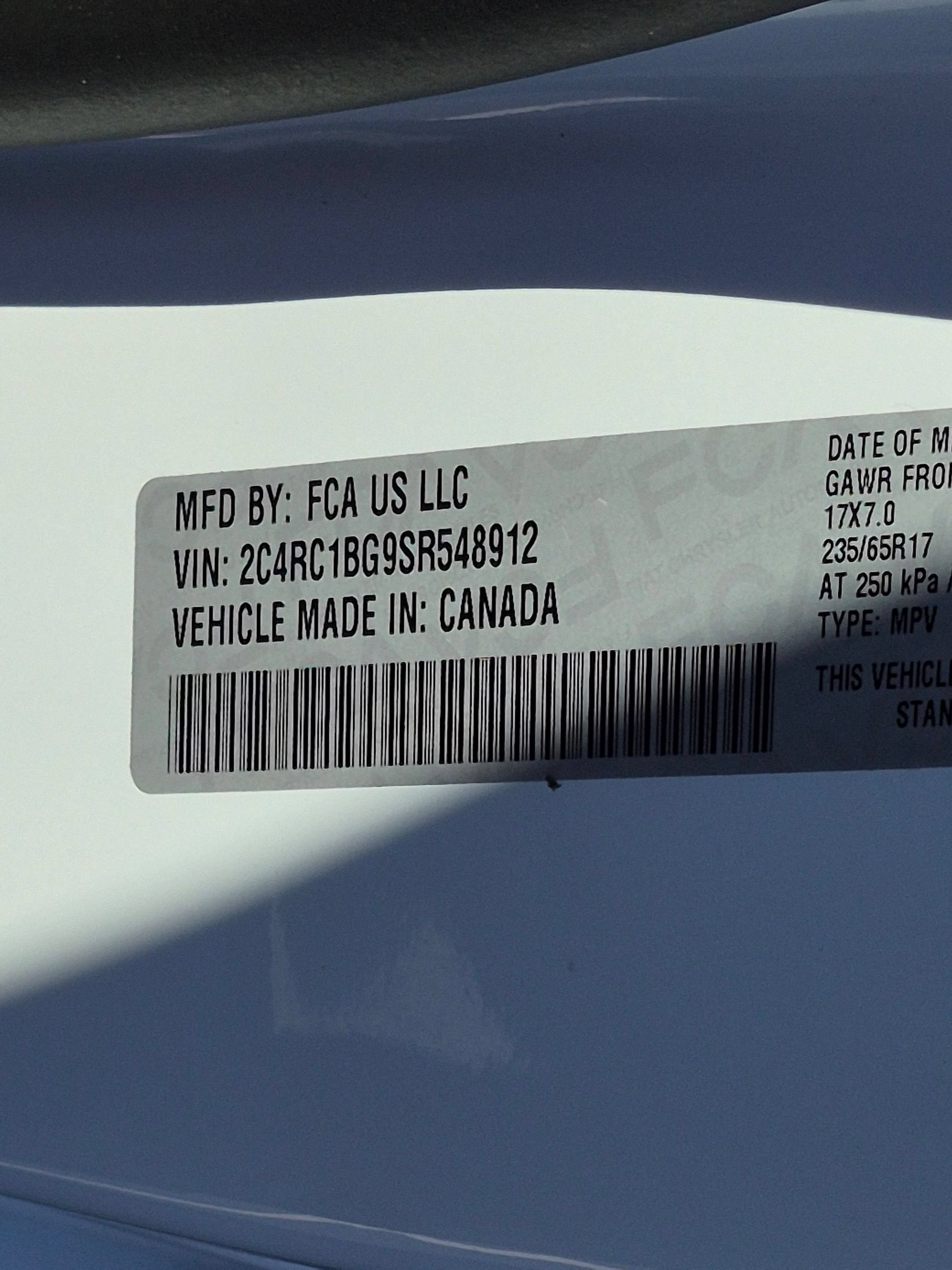 Used 2025 Chrysler Pacifica Select FWD image 38