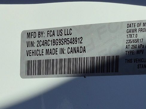 Used 2025 Chrysler Pacifica Select FWD image 38