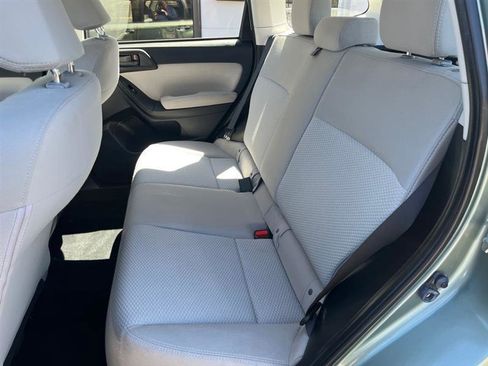 Used 2015 Subaru Forester 2.5i w/ Alloy Wheel Package AWD/4WD image 18