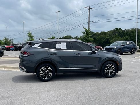 Certified 2025 Kia Sportage EX AWD/4WD image 8