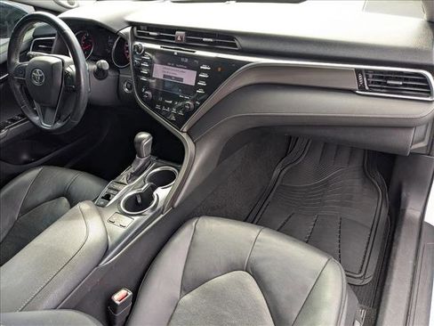 Used 2018 Toyota Camry XSE image 20