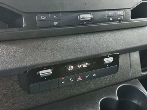 Used 2022 Mercedes-Benz Sprinter 1500 image 17