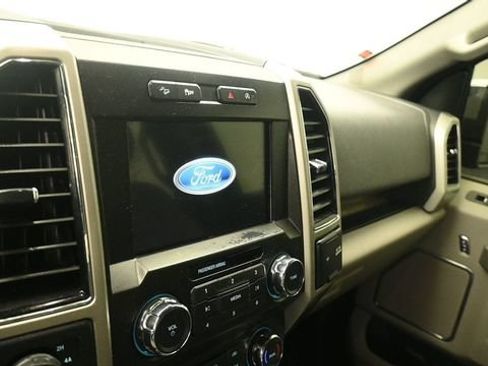 Certified 2019 Ford F150 Lariat AWD/4WD image 17