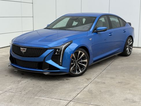Used 2025 Cadillac CT5 V Blackwing w/ Carbon Fiber 2 Package RWD image 2