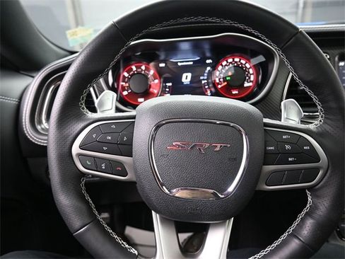 Used 2022 Dodge Challenger SRT Hellcat image 8