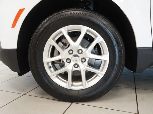Used 2024 Chevrolet Equinox LT w/ LPO, Floor Liner Package AWD/4WD image 17