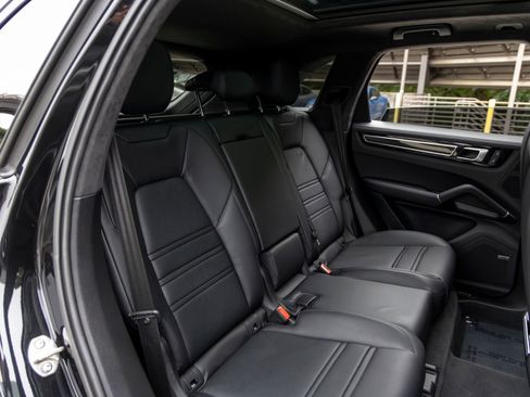 Certified 2023 Porsche Cayenne GTS AWD/4WD image 51
