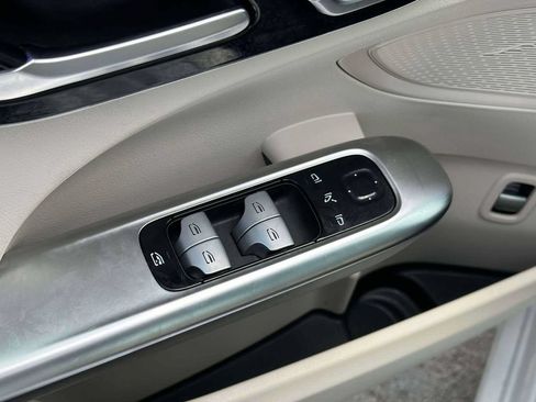 Used 2024 Mercedes-Benz C 300 4MATIC Sedan image 16