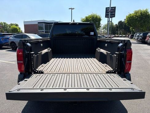 Used 2025 Toyota Tacoma TRD Sport image 18