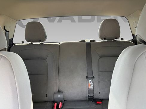 Used 2019 Chevrolet Colorado W/T w/ WT Convenience Package image 2