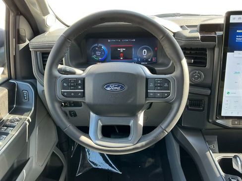 Used 2025 Ford F150 Lightning Flash AWD/4WD image 13