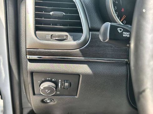Used 2018 Jeep Grand Cherokee Limited RWD image 17