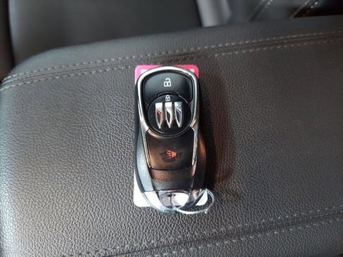Certified 2024 Buick Encore GX Sport Touring image 33