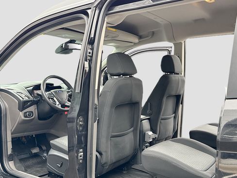 Used 2023 Ford Transit Connect XLT FWD image 6
