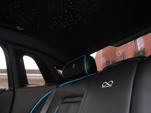 Used 2022 Rolls-Royce Ghost Black Badge image 19