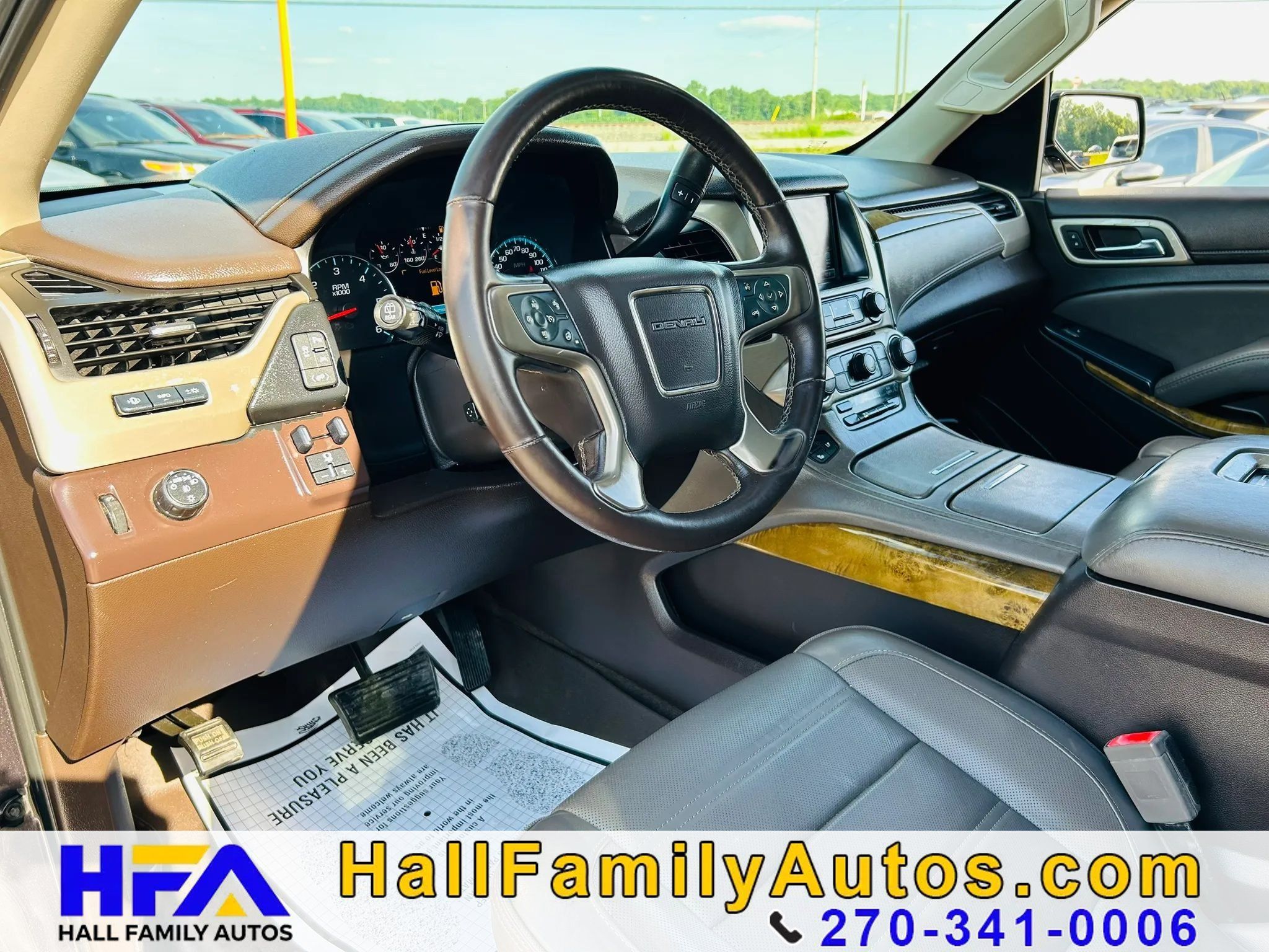 Used 2017 GMC Yukon Denali w/ Open Road Package RWD image 11