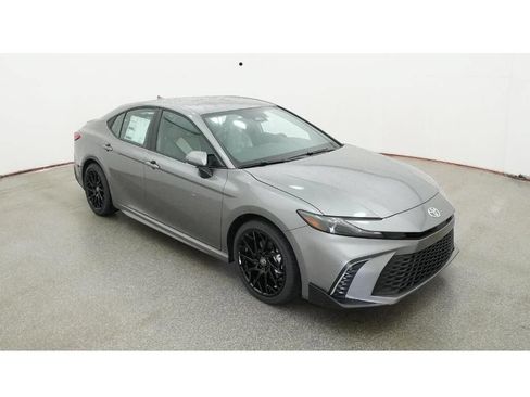 New 2026 Toyota Camry SE w/ Multimedia Upgrade Package FWD image 13