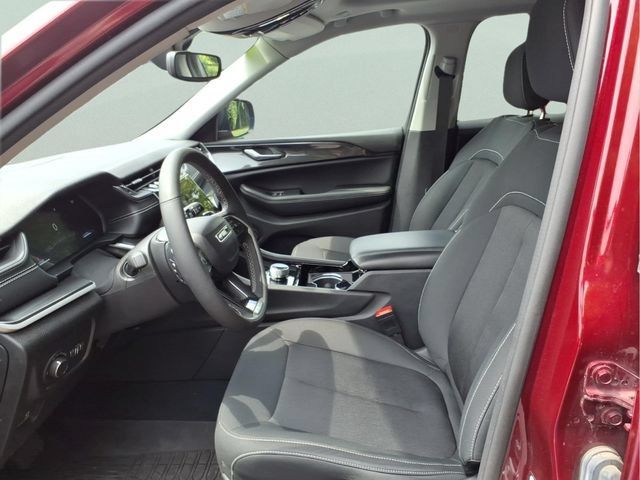 Used 2023 Jeep Grand Cherokee Laredo w/ Luxury Tech Group I AWD/4WD image 14