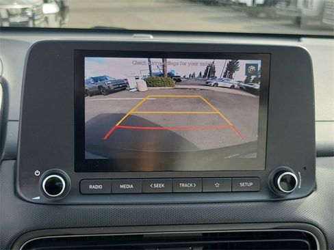 Used 2023 Hyundai Kona SEL image 10