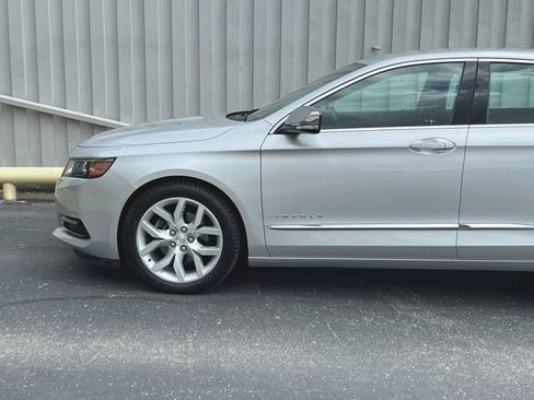 Used 2017 Chevrolet Impala Premier FWD image 13