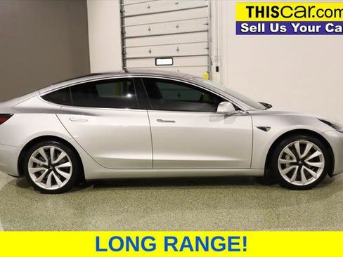 Used 2018 Tesla Model 3 Long Range image 8