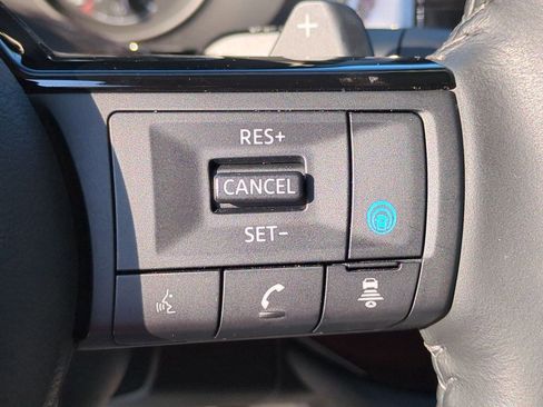 Certified 2024 Nissan Pathfinder SL FWD image 20