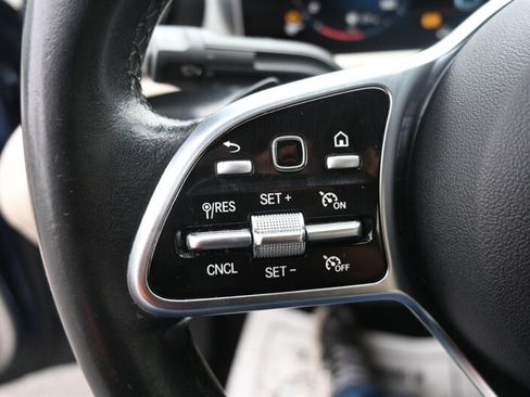 Used 2020 Mercedes-Benz A 220 image 24