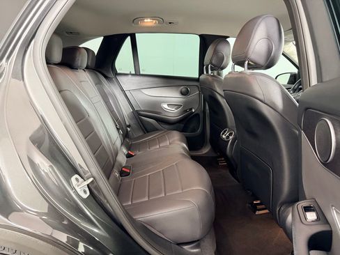 Used 2022 Mercedes-Benz GLC 300 image 24