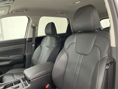 Used 2025 Kia Sorento EX image 21