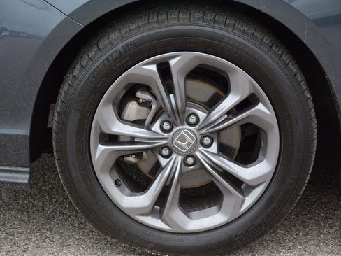 Used 2023 Honda Accord EX image 31