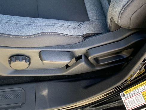 New 2025 Ford Bronco 4-Door image 18