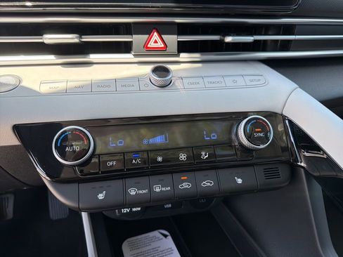 New 2026 Hyundai Elantra Limited FWD image 26