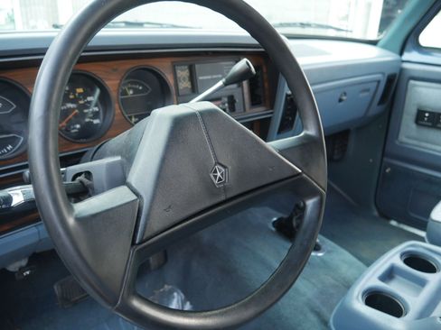Used 1988 Dodge Ramcharger 4WD image 4