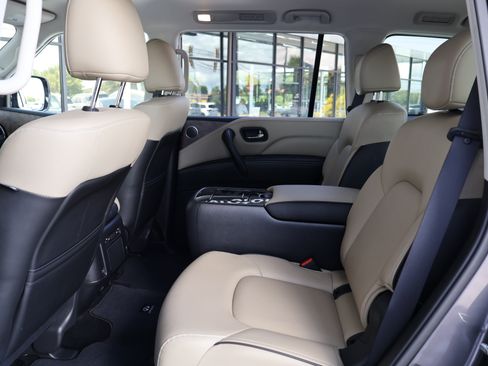 Used 2022 INFINITI QX80 Premium Select w/ Cargo Package AWD/4WD image 17
