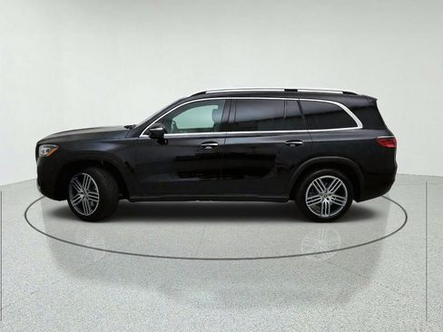 Used 2025 Mercedes-Benz GLS 450 4MATIC image 14