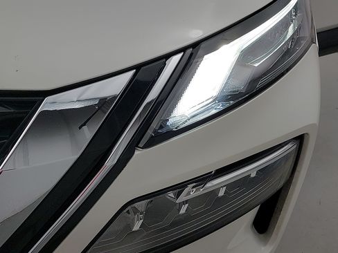 Used 2023 Nissan Rogue SV w/ SV Premium B Package FWD image 33
