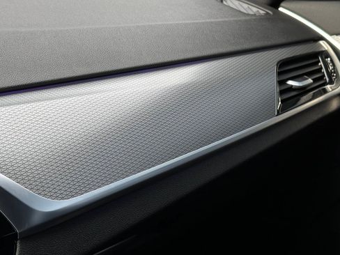 Used 2019 BMW 540i w/ M Sport Package RWD image 30